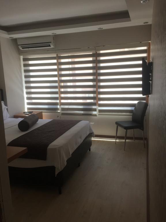 Yayla Hotel Измир Экстерьер фото